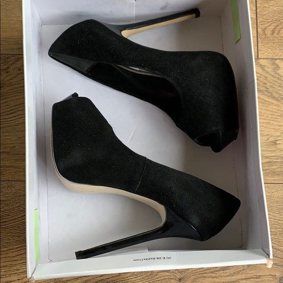 Steve Madden Black suede platform heels - Picture 5 of 9